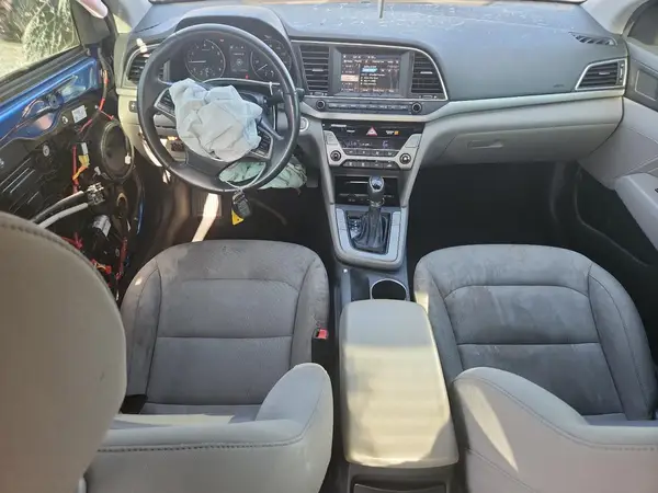 KMHD84LF9JU657368 2018 HYUNDAI ELANTRA - Image 8