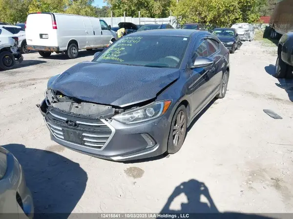 KMHD84LF9JU662389 2018 HYUNDAI ELANTRA - Image 2