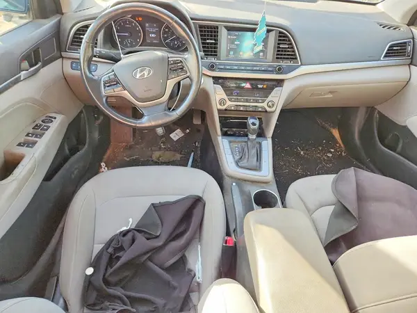 KMHD84LF9JU668466 2018 HYUNDAI ELANTRA - Image 8