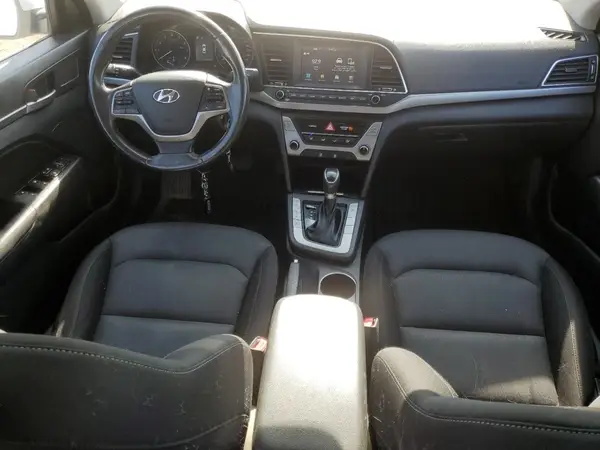 KMHD84LF9JU676129 2018 HYUNDAI ELANTRA - Image 8
