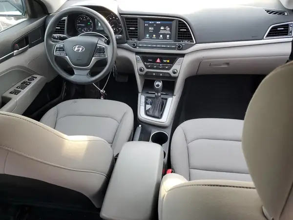 KMHD84LF9JU678995 2018 HYUNDAI ELANTRA - Image 8