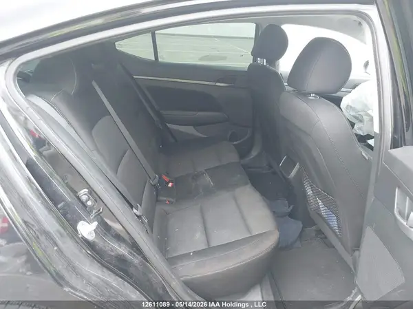 KMHD84LF9JU690063 2018 HYUNDAI ELANTRA - Image 8