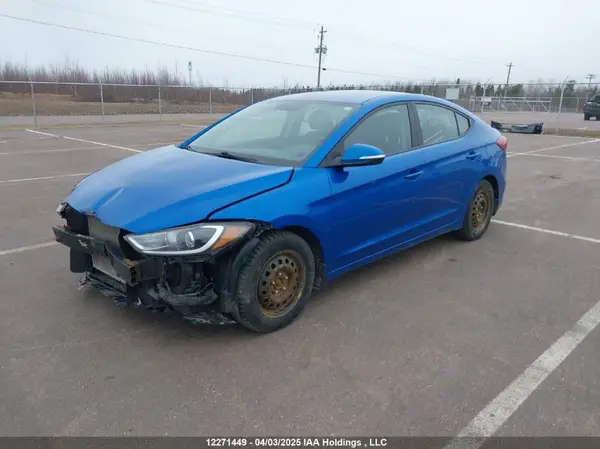 KMHD84LF9JU698163 2018 HYUNDAI ELANTRA - Image 2