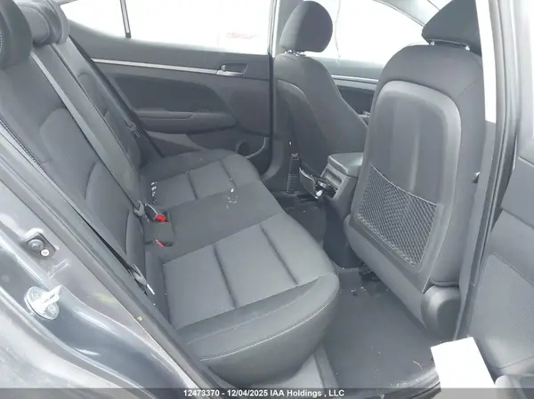 KMHD84LF9JU714233 2018 HYUNDAI ELANTRA - Image 8