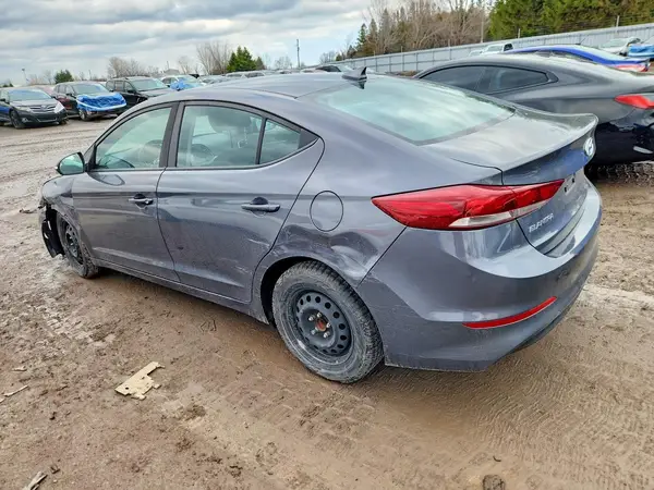 KMHD84LF9JU715446 2018 HYUNDAI ELANTRA - Image 2