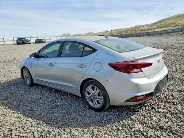 KMHD84LF9KU738176 2019 HYUNDAI ELANTRA - Image 2
