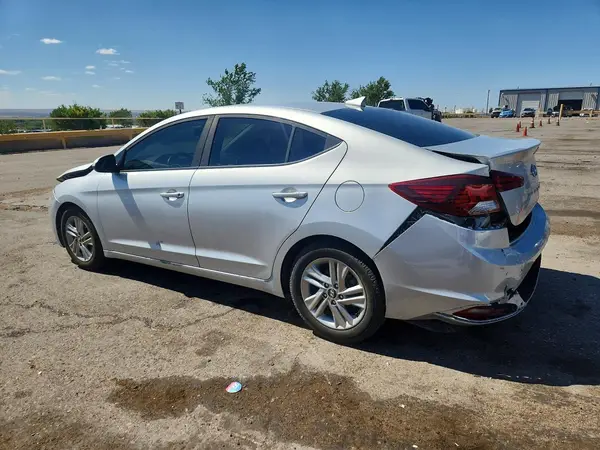 KMHD84LF9KU738937 2019 HYUNDAI ELANTRA - Image 2