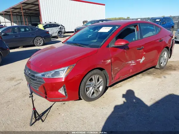 KMHD84LF9KU743670 2019 HYUNDAI ELANTRA - Image 2