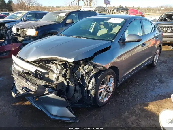 KMHD84LF9KU746973 2019 HYUNDAI ELANTRA - Image 2