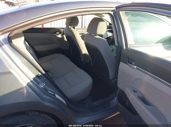 KMHD84LF9KU746973 2019 HYUNDAI ELANTRA - Image 8