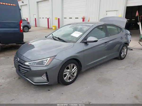 KMHD84LF9KU750893 2019 HYUNDAI ELANTRA - Image 2