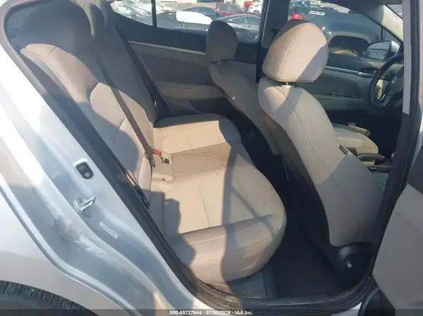 KMHD84LF9KU758900 2019 HYUNDAI ELANTRA - Image 8