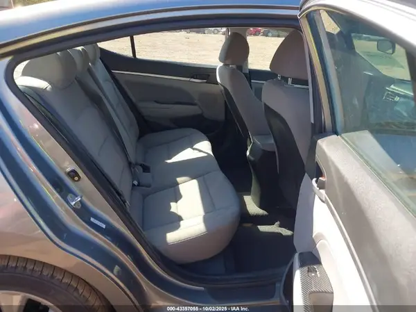 KMHD84LF9KU768701 2019 HYUNDAI ELANTRA - Image 8