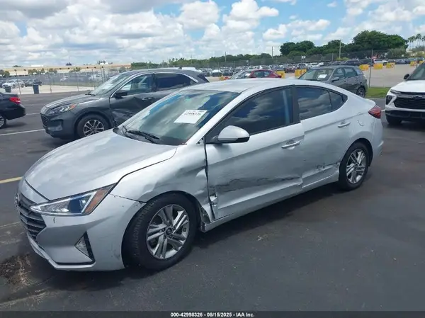 KMHD84LF9KU812924 2019 HYUNDAI ELANTRA - Image 2