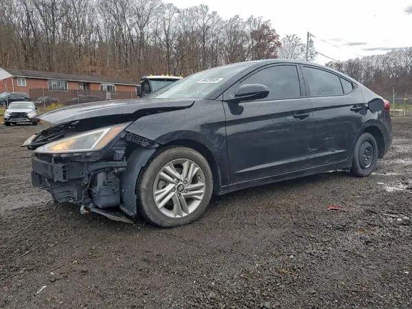 KMHD84LF9KU817749 2019 HYUNDAI ELANTRA - Image 1
