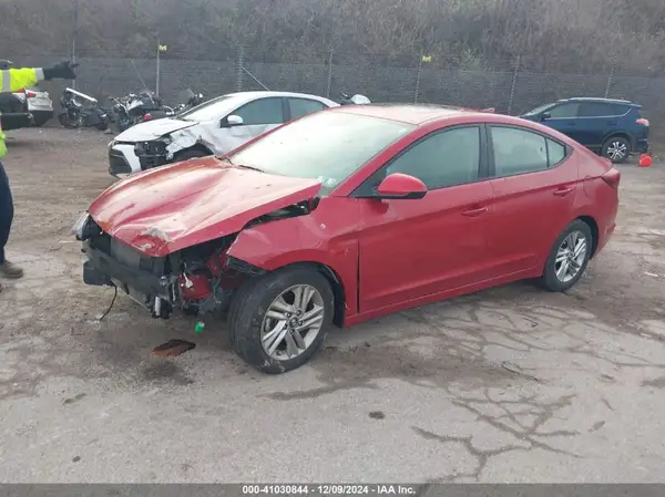 KMHD84LF9KU822739 2019 HYUNDAI ELANTRA - Image 2