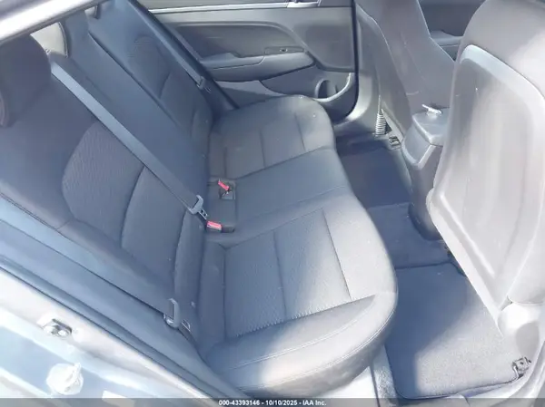 KMHD84LF9KU836415 2019 HYUNDAI ELANTRA - Image 8