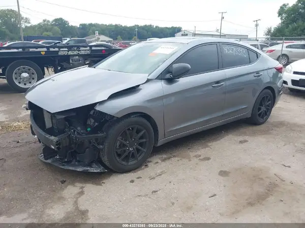 KMHD84LF9KU848810 2019 HYUNDAI ELANTRA - Image 2