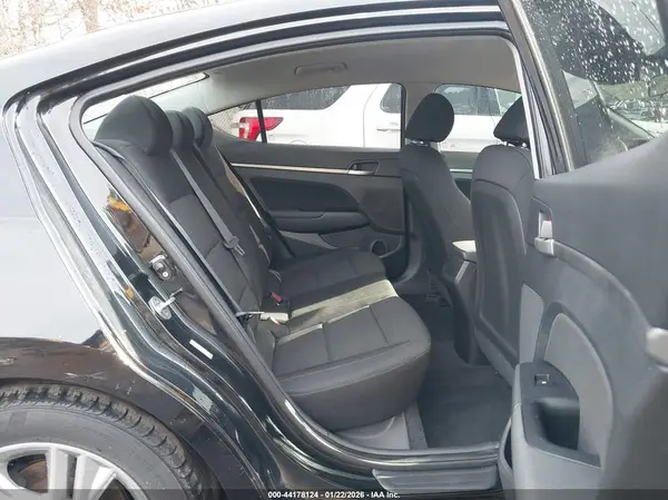 KMHD84LF9KU853456 2019 HYUNDAI ELANTRA - Image 8