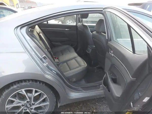 KMHD84LF9KU868622 2019 HYUNDAI ELANTRA - Image 8