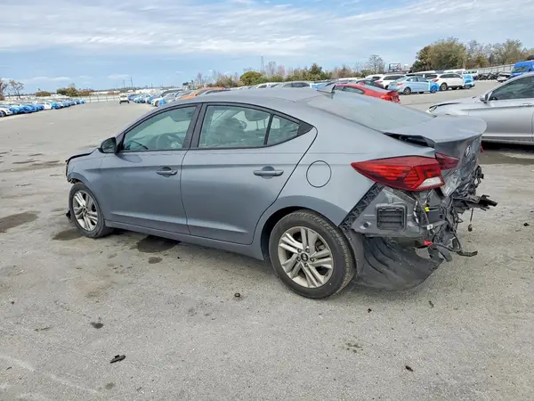 KMHD84LF9KU877658 2019 HYUNDAI ELANTRA - Image 2
