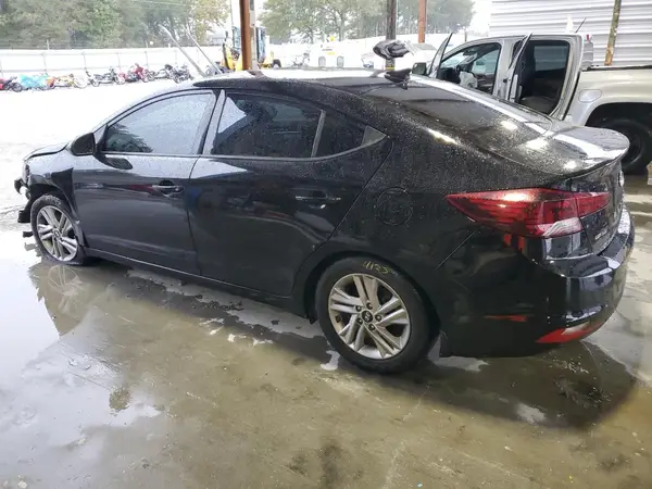 KMHD84LF9LU002887 2020 HYUNDAI ELANTRA - Image 2