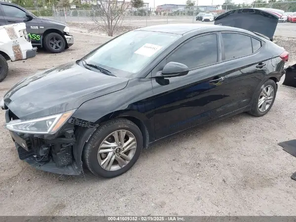 KMHD84LF9LU024355 2020 HYUNDAI ELANTRA - Image 2