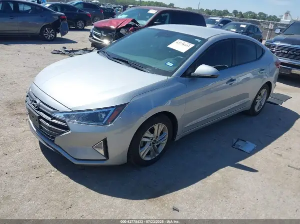 KMHD84LF9LU026932 2020 HYUNDAI ELANTRA - Image 2