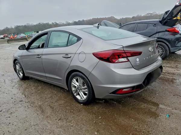 KMHD84LF9LU028907 2020 HYUNDAI ELANTRA - Image 2
