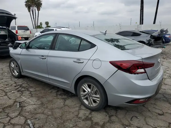 KMHD84LF9LU039597 2020 HYUNDAI ELANTRA - Image 2