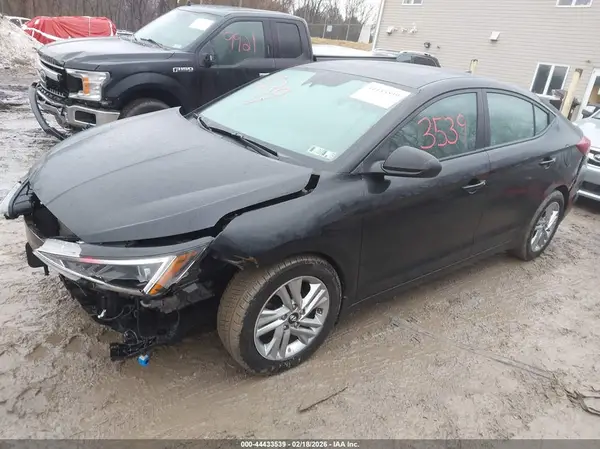 KMHD84LF9LU069750 2020 HYUNDAI ELANTRA - Image 2