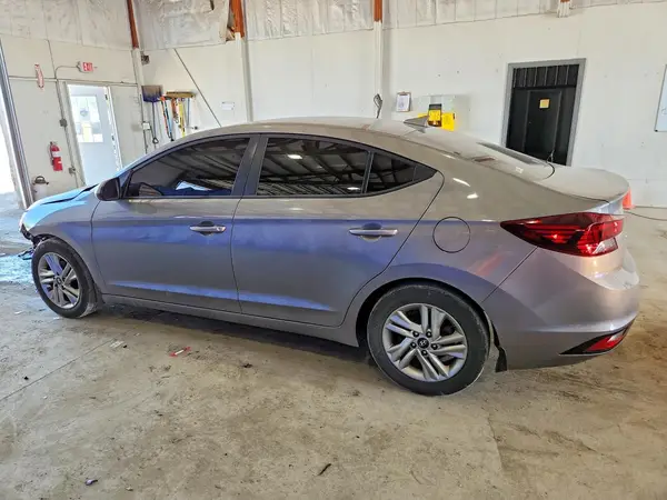 KMHD84LF9LU077413 2020 HYUNDAI ELANTRA - Image 2