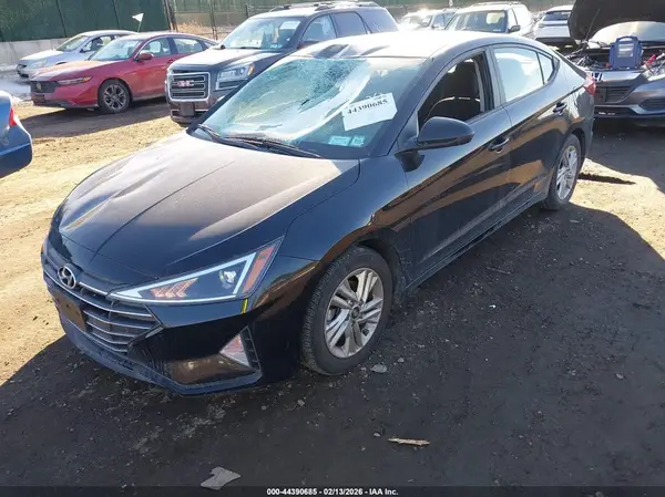 KMHD84LF9LU084801 2020 HYUNDAI ELANTRA - Image 2