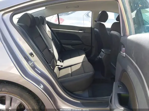 KMHD84LF9LU898883 2020 HYUNDAI ELANTRA - Image 8