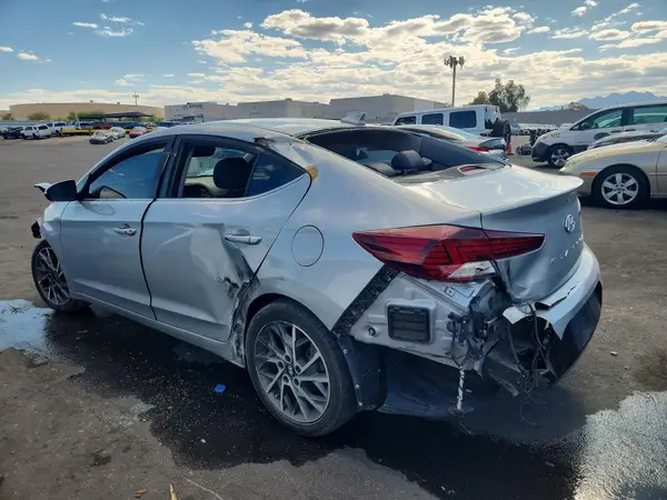 KMHD84LF9LU929548 2020 HYUNDAI ELANTRA - Image 2