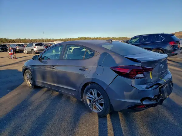 KMHD84LF9LU971153 2020 HYUNDAI ELANTRA - Image 2