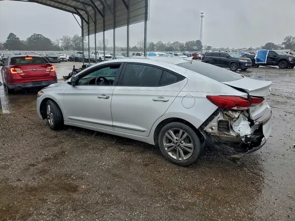 KMHD84LFXHU062961 2017 HYUNDAI ELANTRA - Image 2
