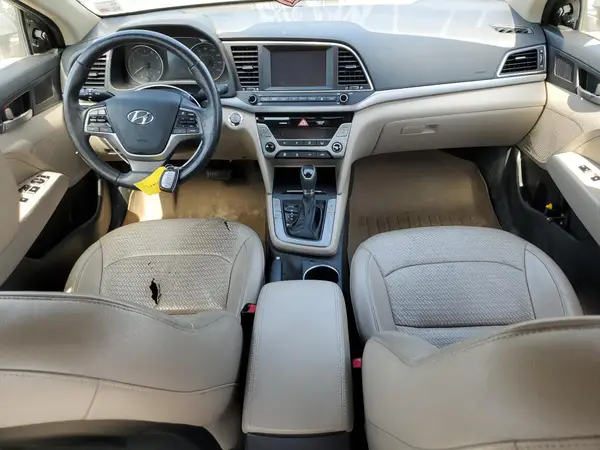 KMHD84LFXHU068145 2017 HYUNDAI ELANTRA - Image 8