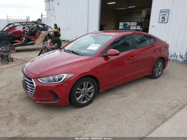 KMHD84LFXHU068565 2017 HYUNDAI ELANTRA - Image 2