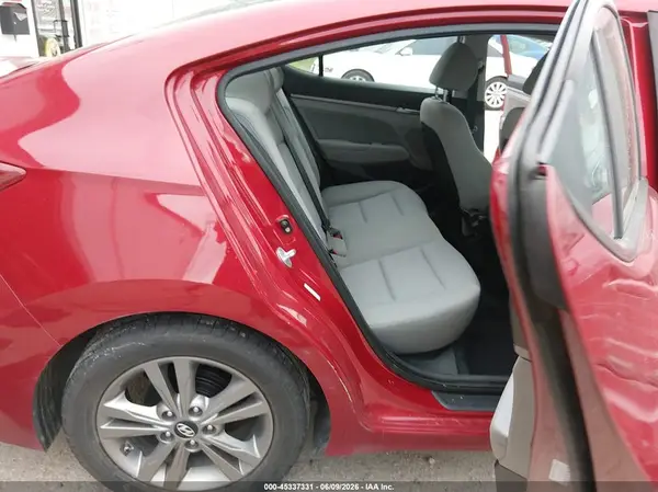 KMHD84LFXHU068565 2017 HYUNDAI ELANTRA - Image 8