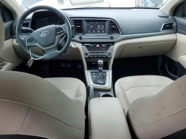 KMHD84LFXHU104139 2017 HYUNDAI ELANTRA - Image 8