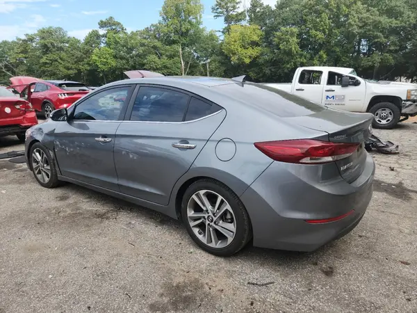 KMHD84LFXHU127825 2017 HYUNDAI ELANTRA - Image 2