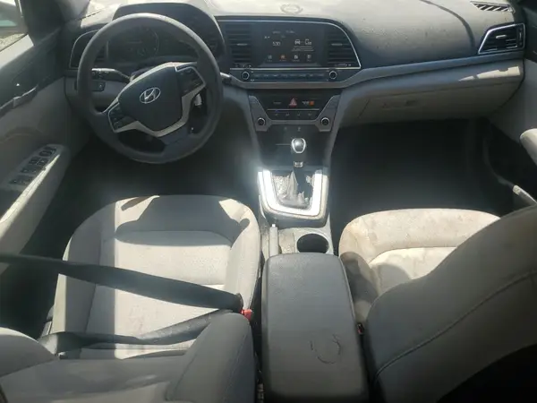 KMHD84LFXHU137271 2017 HYUNDAI ELANTRA - Image 8