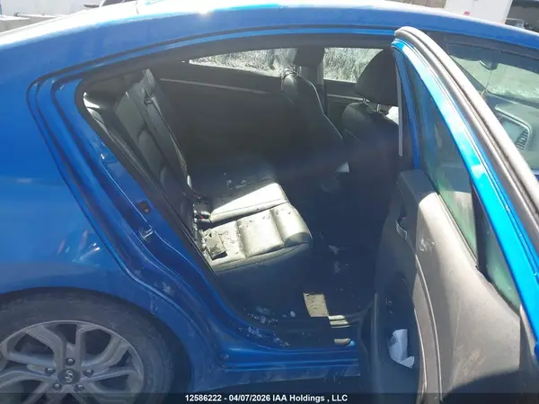 KMHD84LFXHU137853 2017 HYUNDAI ELANTRA - Image 8