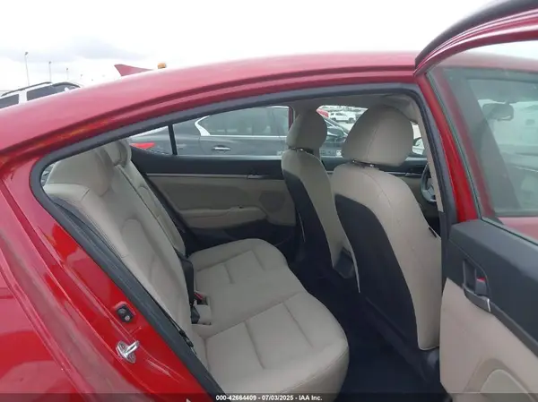 KMHD84LFXHU144690 2017 HYUNDAI ELANTRA - Image 8