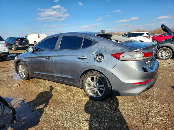 KMHD84LFXHU150411 2017 HYUNDAI ELANTRA - Image 2
