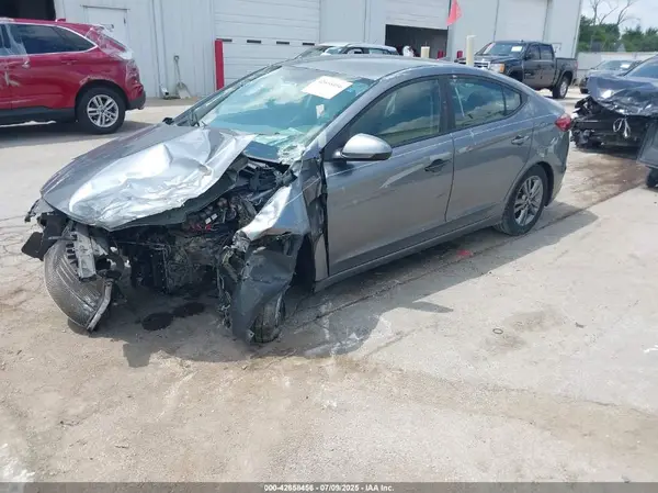 KMHD84LFXHU150540 2017 HYUNDAI ELANTRA - Image 2