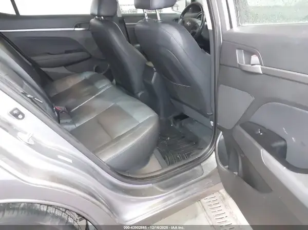 KMHD84LFXHU151249 2017 HYUNDAI ELANTRA - Image 8