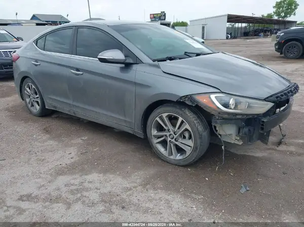 KMHD84LFXHU153888 2017 HYUNDAI ELANTRA - Image 1