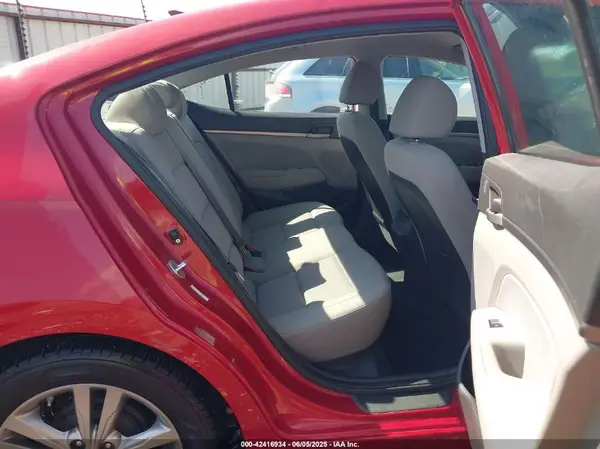KMHD84LFXHU166009 2017 HYUNDAI ELANTRA - Image 8